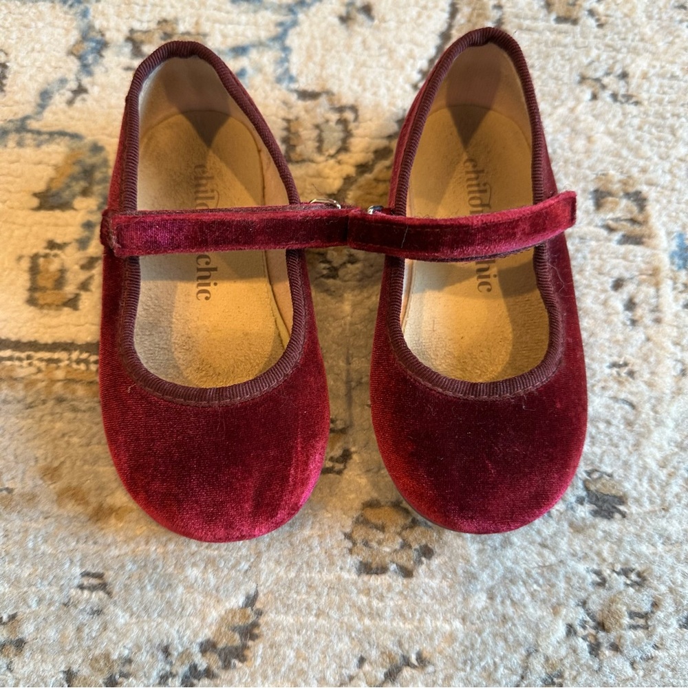 Childrenchic Cassie Plum Velvet Mary Jane Shoes Red Size 23 Girls dress shoe